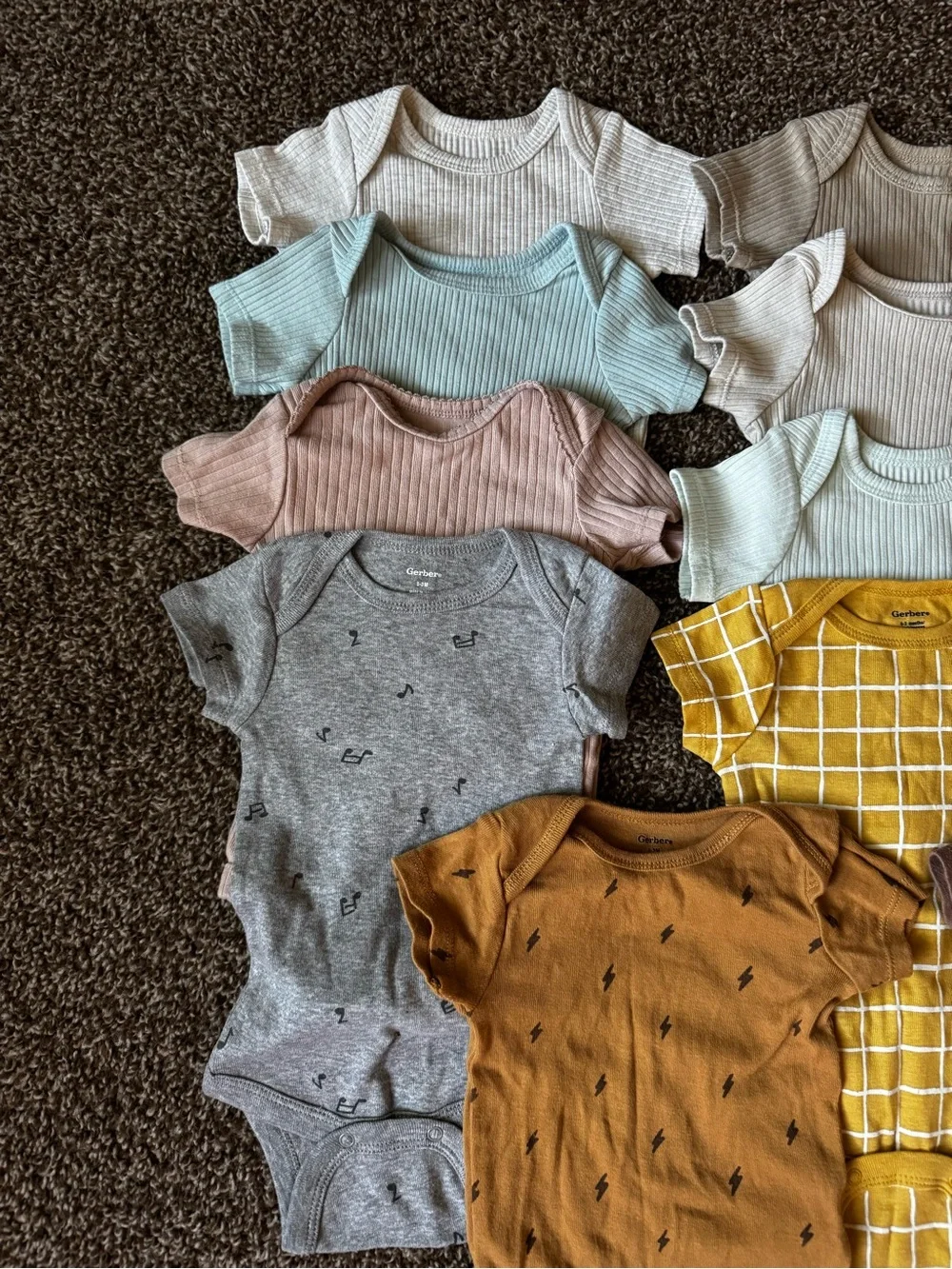 Lot of 14 Mixed-Color Baby One-Piece Bodysuits Sizes 0-6 Months